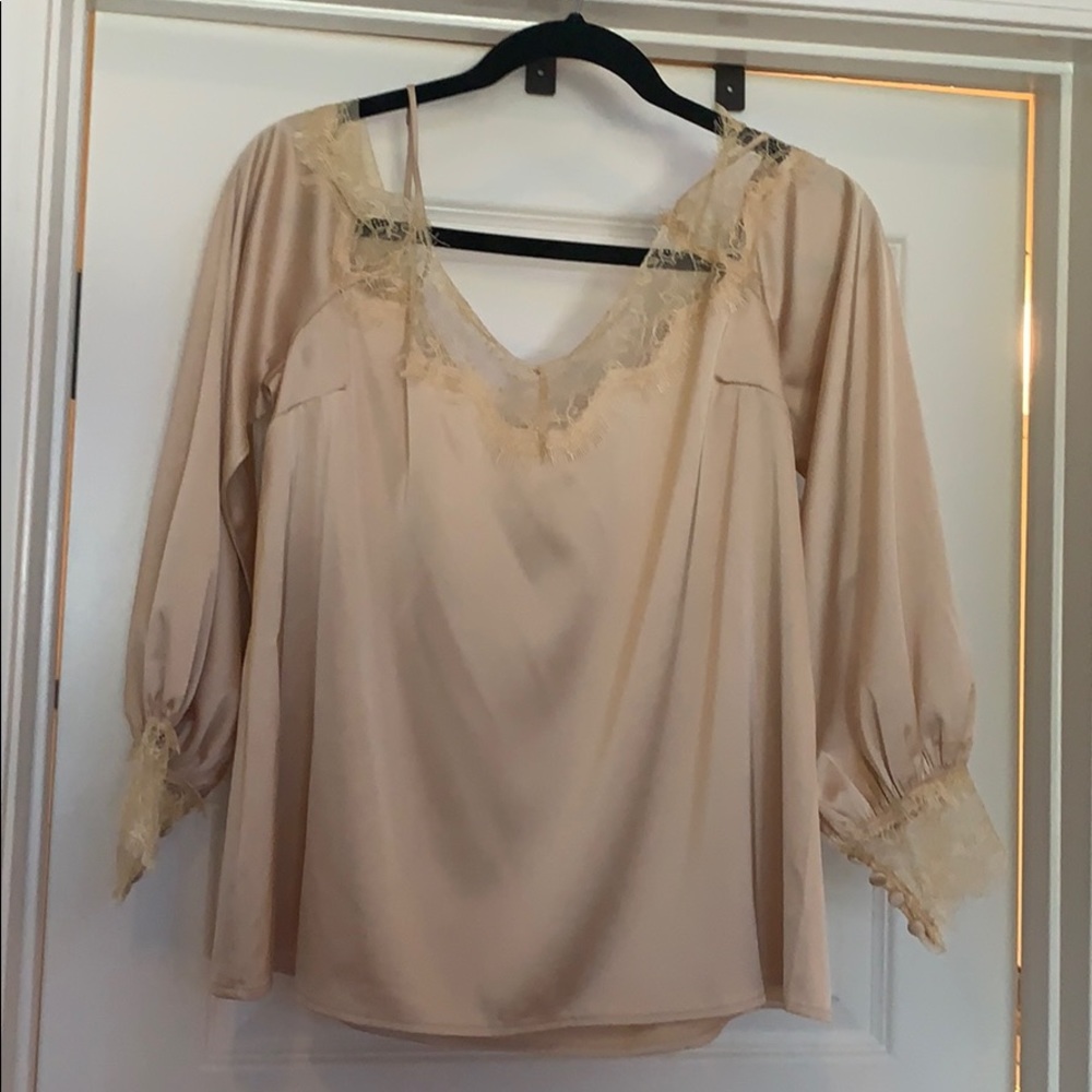 Champagne Toast Blouse! Size Large! Never worn:)